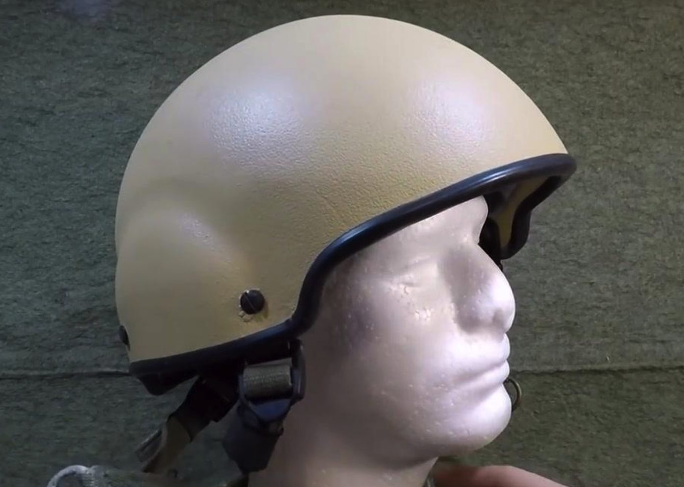 法式防弹头盔